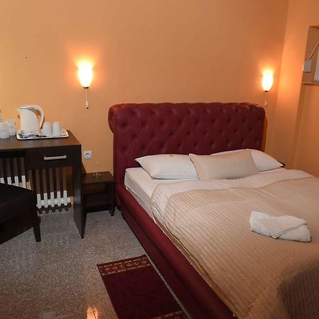 Apartment Inn Rooms ノヴィ・サド 部屋 写真