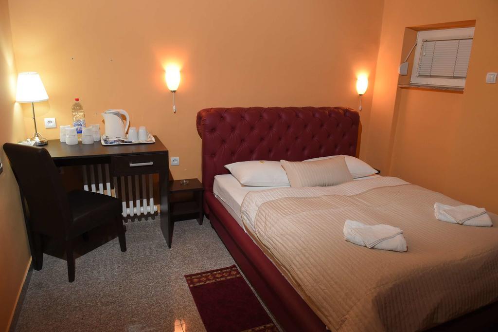 Apartment Inn Rooms ノヴィ・サド 部屋 写真