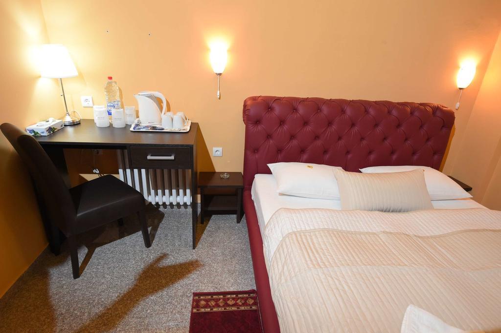 Apartment Inn Rooms ノヴィ・サド 部屋 写真