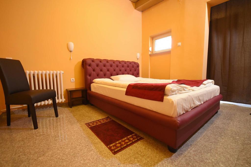 Apartment Inn Rooms ノヴィ・サド 部屋 写真