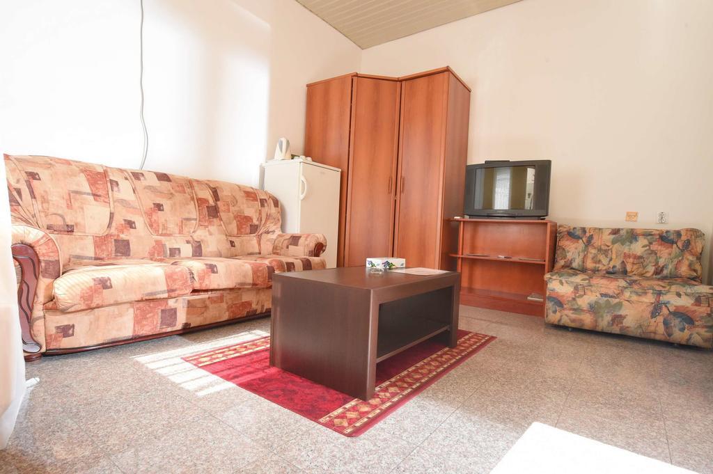 Apartment Inn Rooms ノヴィ・サド 部屋 写真